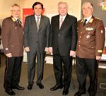 Landesfeuerwehrkommandant Albert Kern, LH Franz Voves, LH-Stv. Hermann Schützenhöfer und Kerns Stellvertreter Gustav Scherz präsentierten heute Vormittag die Leistungsbilanz 2011 der steirischen Feuerwehren im Medienzentrum Steiermark 